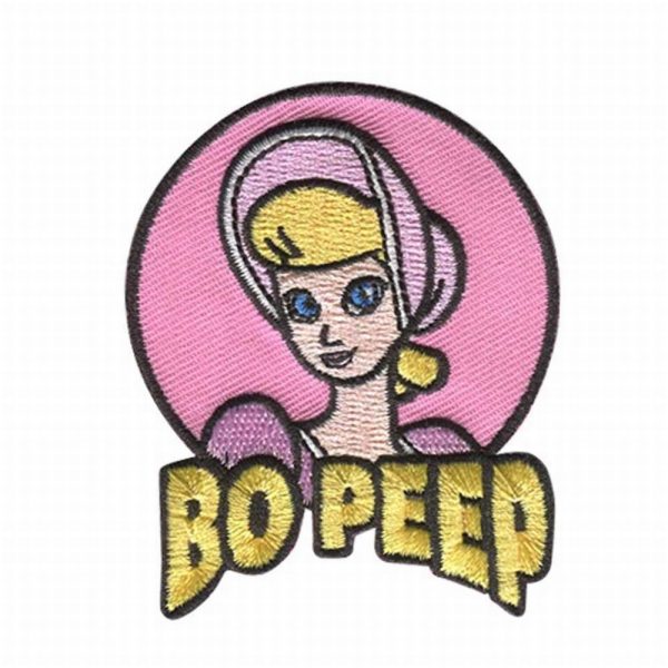 Parches Ropa Disney – Pixar – Parche Bordado Ropa – (licencia oficial) – Toy Story 4 – Boo Peep – Boo Peep – Pastora – Juguetes – Juegos – Aventuras – Aventurer@s – 5,6 x 7,0 cm. - Moda The Happy Patch