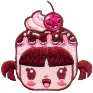 Parches Ropa Charuca – Parche Bordado Ropa – Kawaii – (licencia oficial) – Charuca Classic – CupCake Charuca – Niñas – Muñecas – Comida – Pasteles – Tiernos – Cute – 6,2 x 6,2 cm. - Moda The Happy Patch