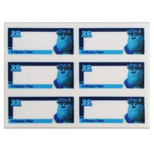 Disney – Pixar – Etiquetas Textiles Marcar Ropa – Pack 6 Etiquetas Tejidas – Vestir con Estilo – (licencia oficial) – Monsters University – Monstruos University – Monstruo Azul – James P. Sullivan – Sulley – Aventurer@s – 5,5 x 2,7 cm. (para cada etiqueta) – Moda The Happy Patch