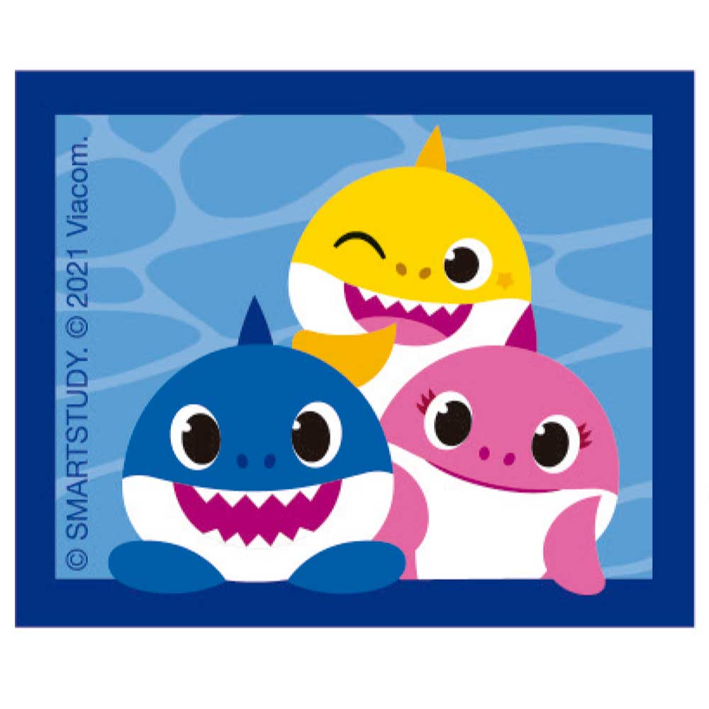 Parches Ropa Baby Shark – Parche Impreso Ropa – Animales – Família – (licencia oficial) – Baby Shark – Tiburón Bebé – Family Shark – 7,5 x 5,1 cm. - Moda The Happy Patch