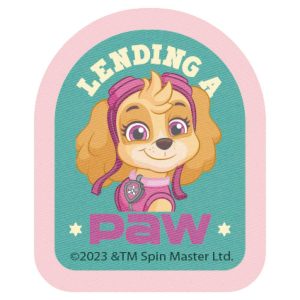 Parches Ropa La Patrulla Canina – Parche Impreso Ropa – (licencia oficial) – Paw Patrol – Skye – Mascotas – Animales – Perro Cockapoo – Lending a Paw – 5,5 x 6,8 cm. – Moda The Happy Patch