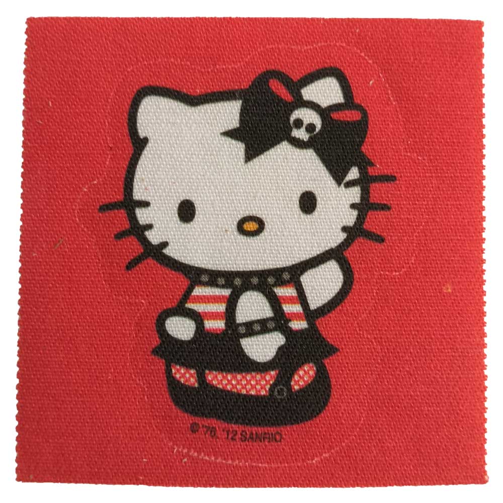 Parches Ropa Sanrio – Parche Impreso Troquelado Ropa – (licencia oficial) – Animales – Hello Kitty – Gata & Camiseta Rayas – Bebé – Infantil – 5,0 x 5,8 cm. - Moda The Happy Patch - Imagen 2
